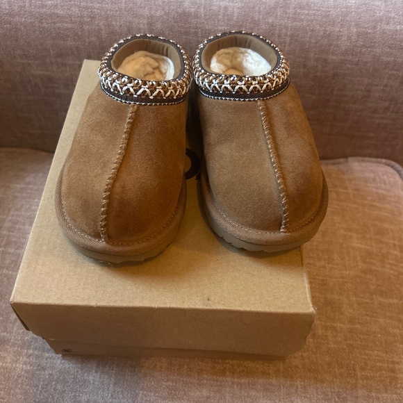 Ugg Tasman toddler - Picture 1 of 5